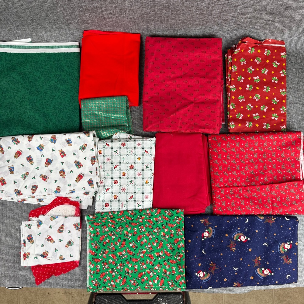 Vintage Christmas Cotton Fabric Lot Remnants Quilt Yardage Red Green Blue Exc